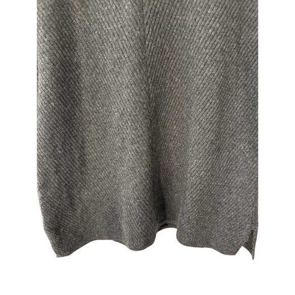 Neiman Marcus Cashmere Collection Grey V-Neck Sweater Large 100% Cashmere EUC - Picture 2 of 7